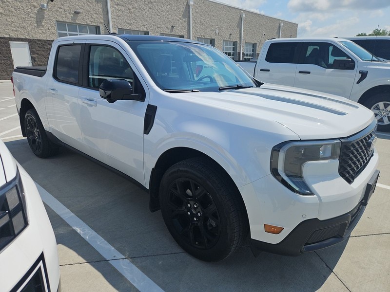 Ford Maverick Vehicle Image 03