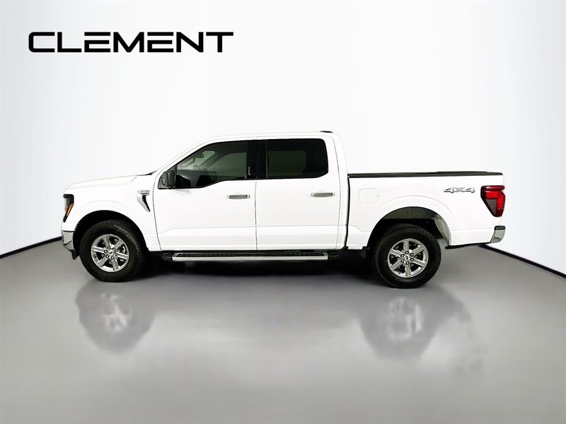 Ford F-150 Vehicle Full-screen Gallery Image 6