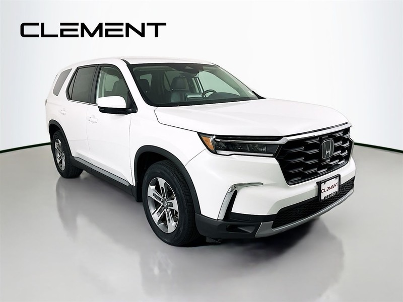 Honda Pilot Vehicle Full-screen Gallery Image 5