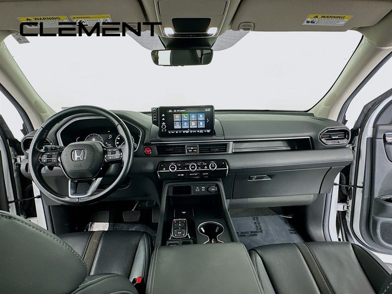 Honda Pilot Vehicle Full-screen Gallery Image 12