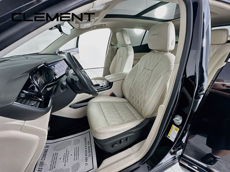 Buick Envision Vehicle Full-screen Gallery Image 31