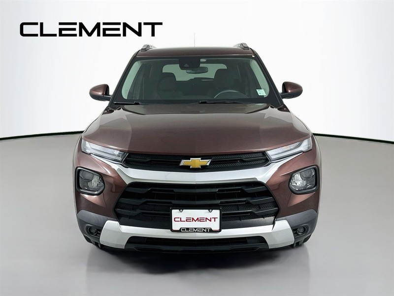 Chevrolet Trailblazer Vehicle Full-screen Gallery Image 3