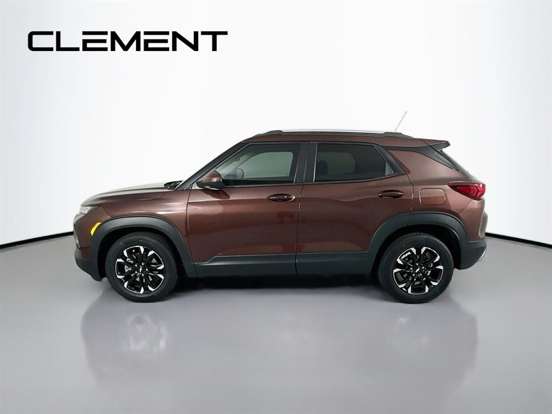 Chevrolet Trailblazer Vehicle Full-screen Gallery Image 6