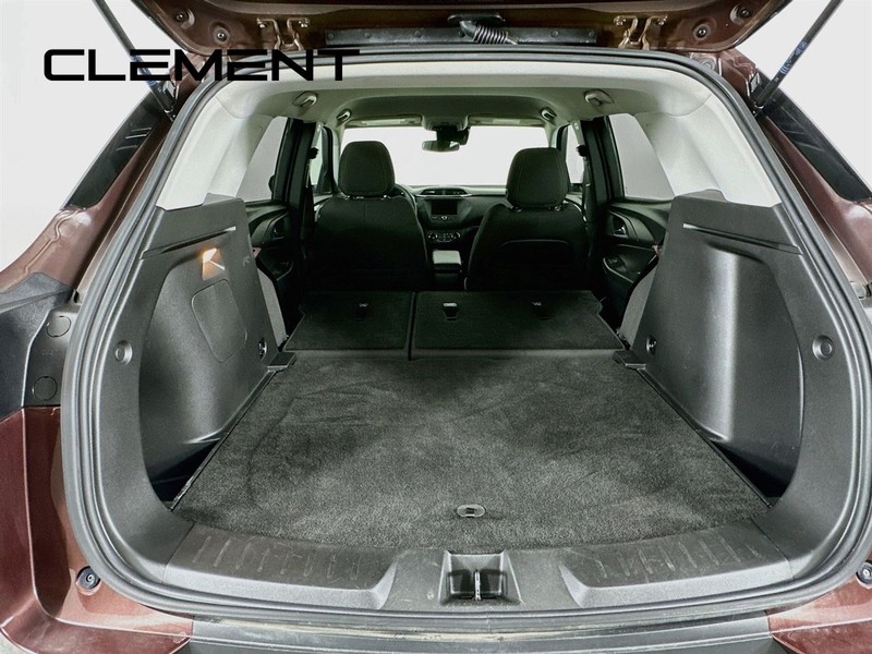 Chevrolet Trailblazer Vehicle Full-screen Gallery Image 11
