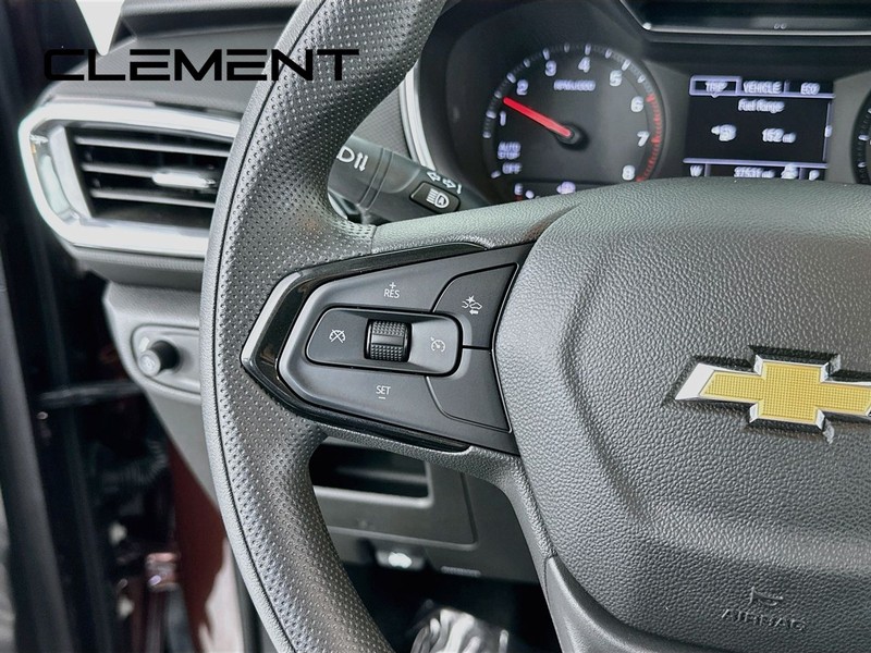 Chevrolet Trailblazer Vehicle Full-screen Gallery Image 16