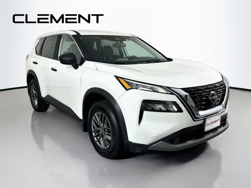 Nissan Rogue Vehicle Full-screen Gallery Image 5