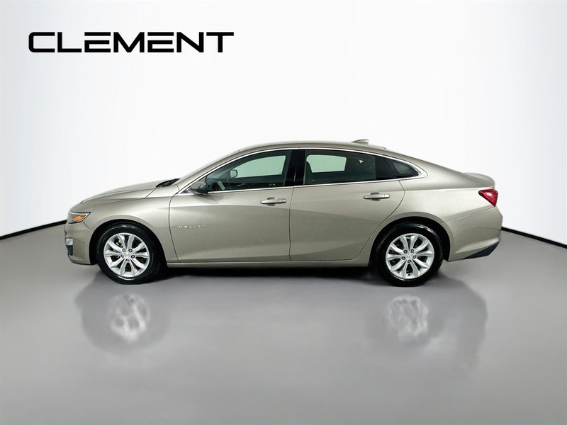 Chevrolet Malibu Vehicle Full-screen Gallery Image 6