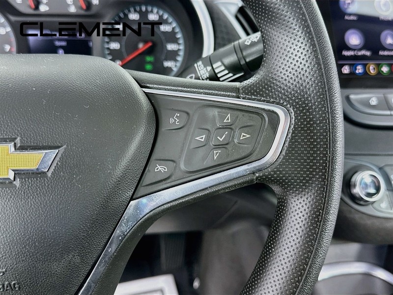 Chevrolet Malibu Vehicle Full-screen Gallery Image 17