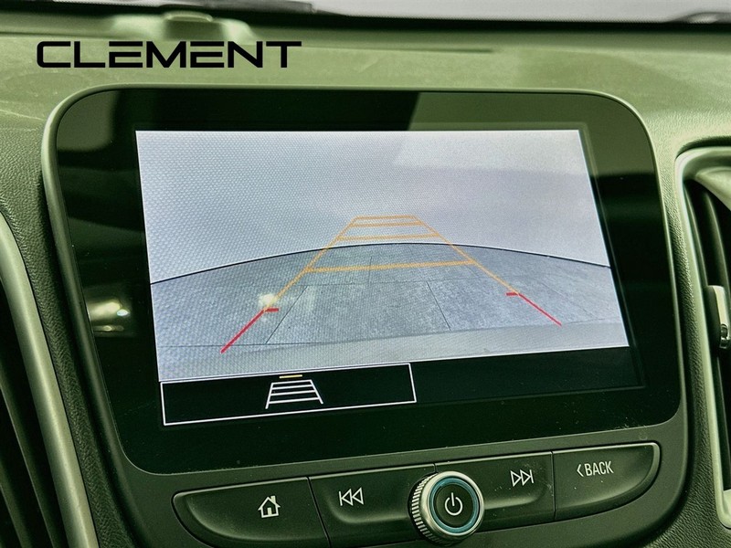 Chevrolet Malibu Vehicle Full-screen Gallery Image 20