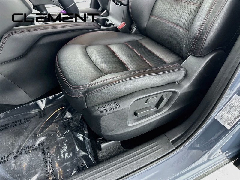 Mazda CX-5 Vehicle Full-screen Gallery Image 29