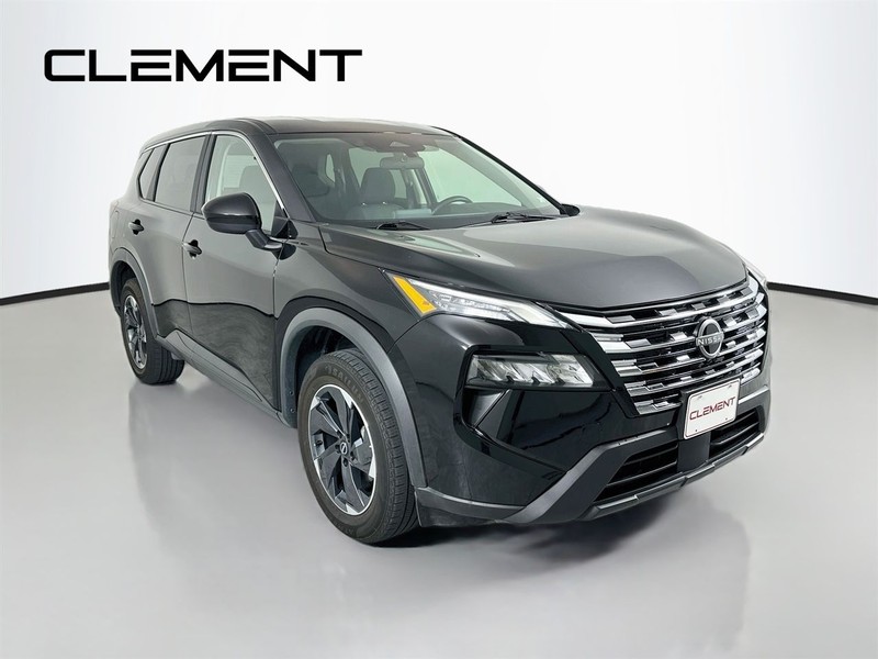 Nissan Rogue Vehicle Full-screen Gallery Image 5