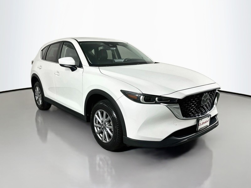 Mazda CX-5 Vehicle Full-screen Gallery Image 3