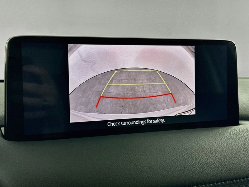 Mazda CX-5 Vehicle Full-screen Gallery Image 16
