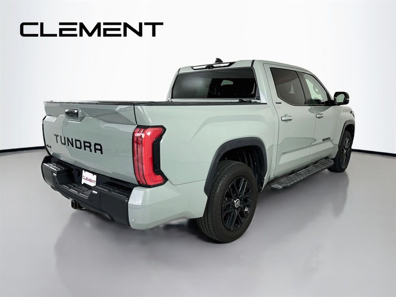 Toyota Tundra 4WD Vehicle Image 07