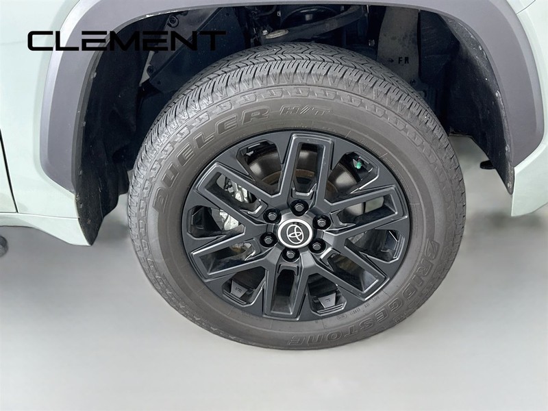 Toyota Tundra 4WD Vehicle Image 36