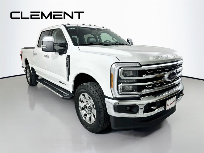 Ford Super Duty F-350 SRW Vehicle Image 05