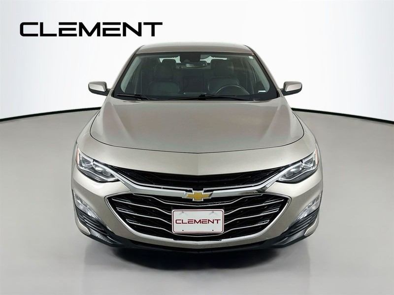 Chevrolet Malibu Vehicle Image 03