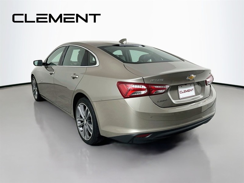 Chevrolet Malibu Vehicle Image 10