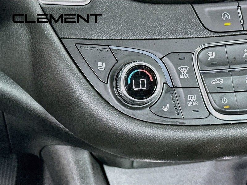 Chevrolet Malibu Vehicle Image 23