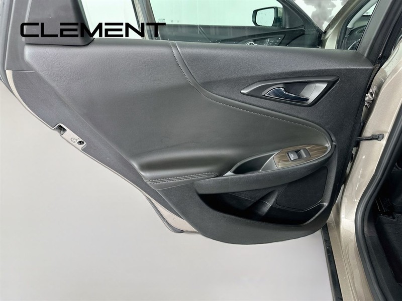 Chevrolet Malibu Vehicle Image 31