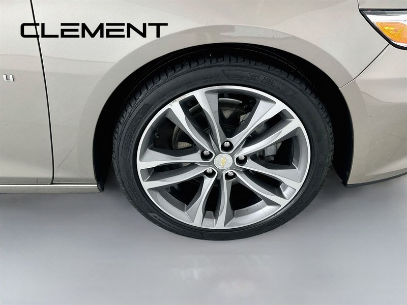 Chevrolet Malibu Vehicle Image 36