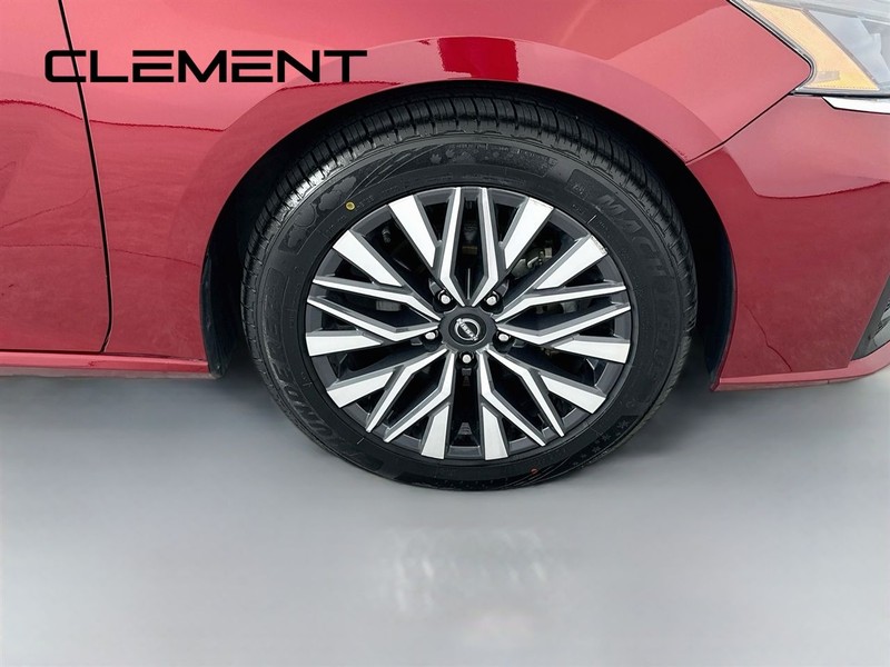 Nissan Altima Vehicle Image 34