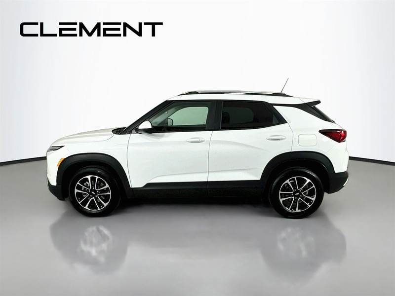 Chevrolet Trailblazer Vehicle Image 06