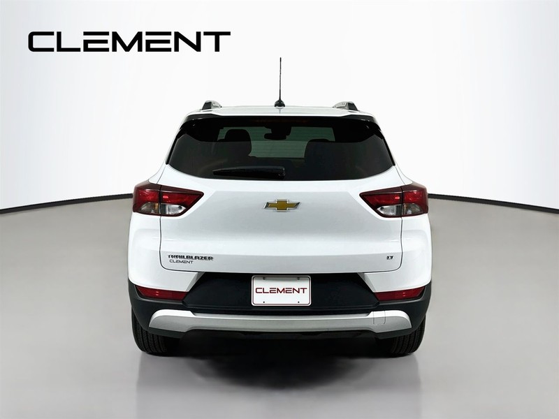Chevrolet Trailblazer Vehicle Image 08