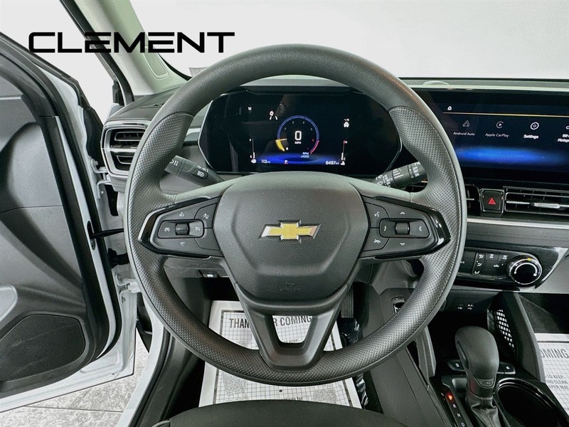 Chevrolet Trailblazer Vehicle Image 15