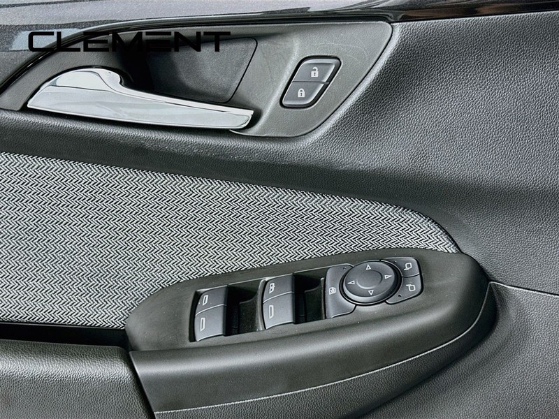 Chevrolet Trailblazer Vehicle Image 24