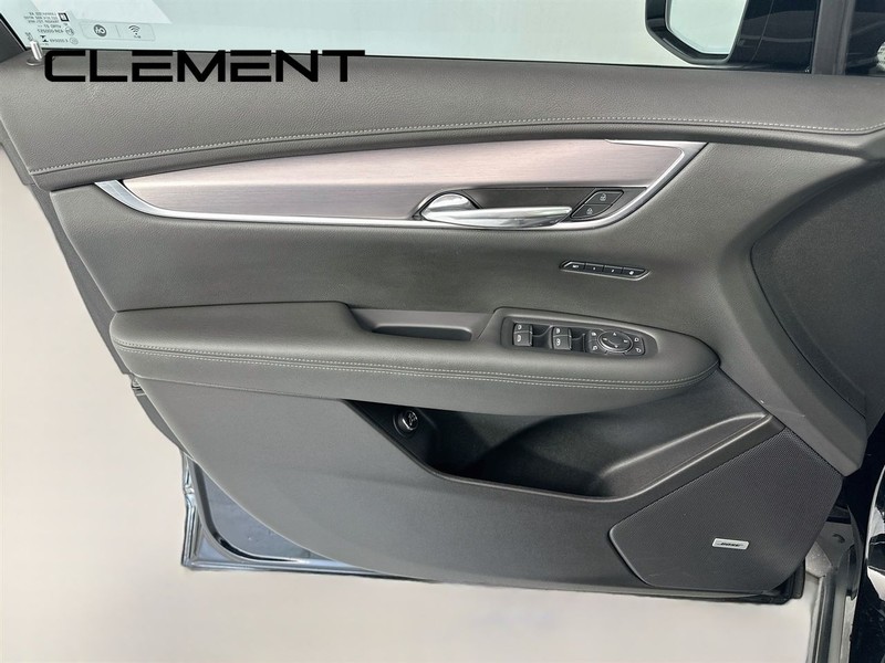 Cadillac XT6 Vehicle Full-screen Gallery Image 29