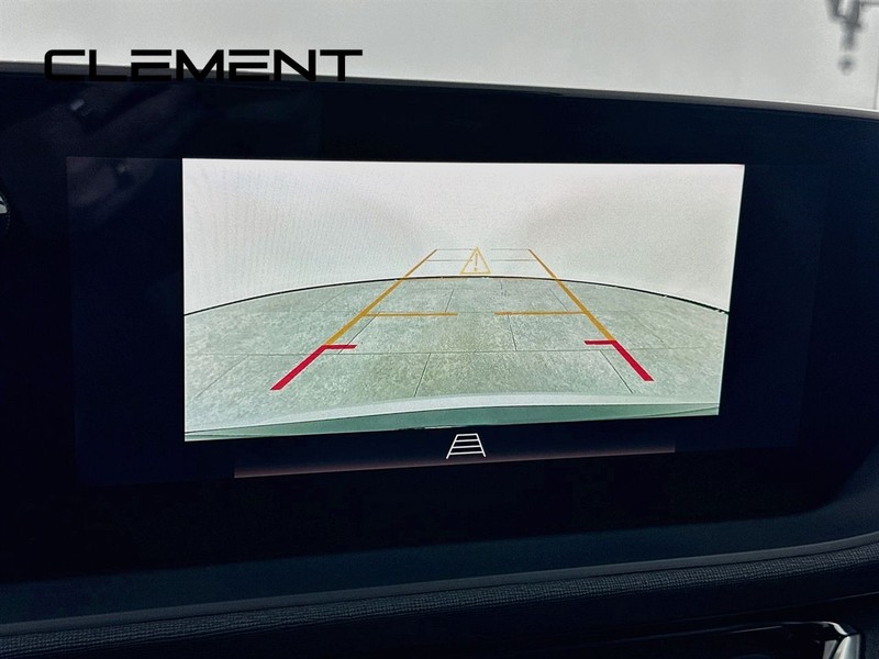 Buick Envista Vehicle Full-screen Gallery Image 20