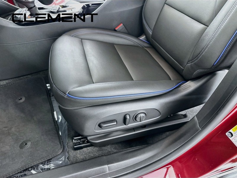 Buick Envista Vehicle Full-screen Gallery Image 28