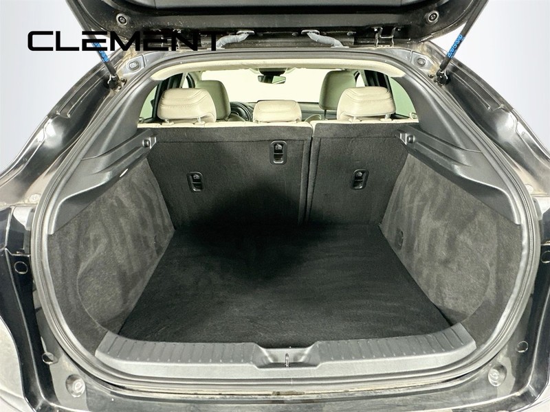 Mazda CX-30 Vehicle Image 11