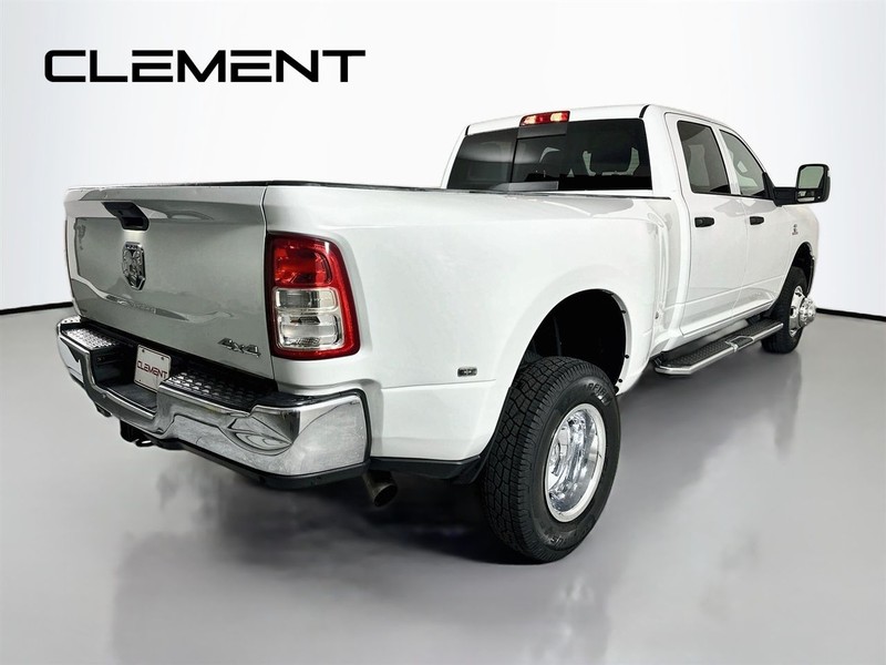 Ram 3500 Vehicle Image 07