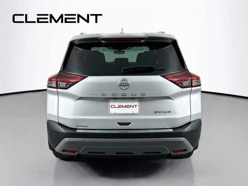 Nissan Rogue Vehicle Image 08