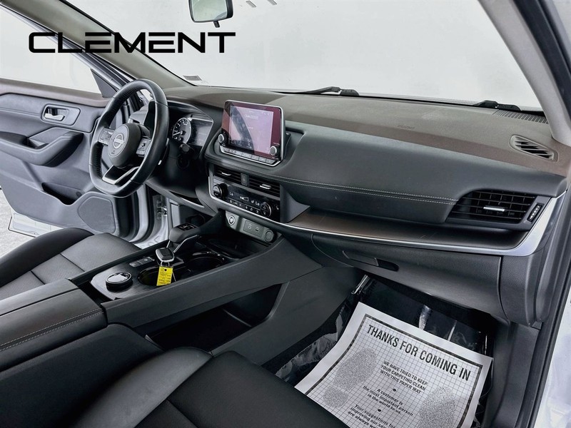 Nissan Rogue Vehicle Image 34
