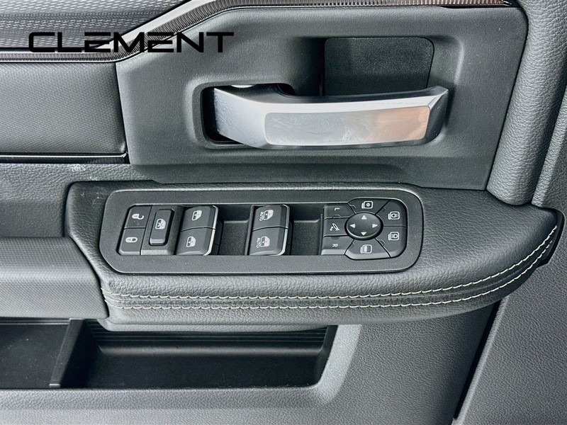 Ram 2500 Vehicle Image 24
