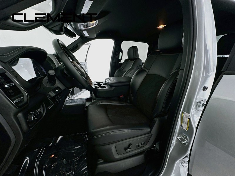 Ram 2500 Vehicle Image 28