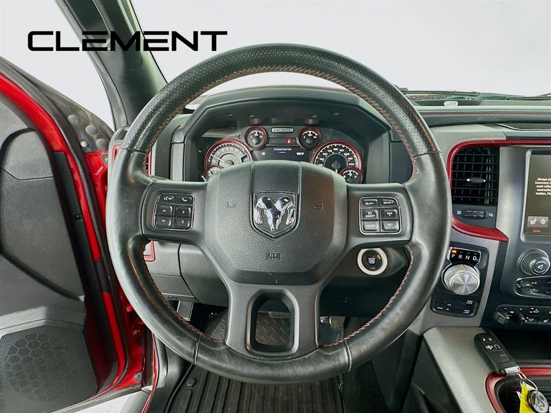 Ram 1500 Vehicle Full-screen Gallery Image 15
