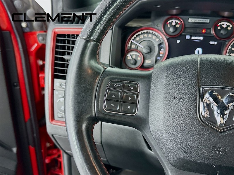 Ram 1500 Vehicle Full-screen Gallery Image 16
