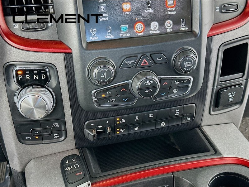 Ram 1500 Vehicle Full-screen Gallery Image 22