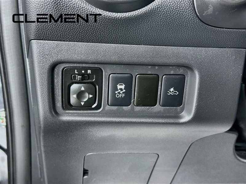 Mitsubishi Mirage G4 Vehicle Image 14