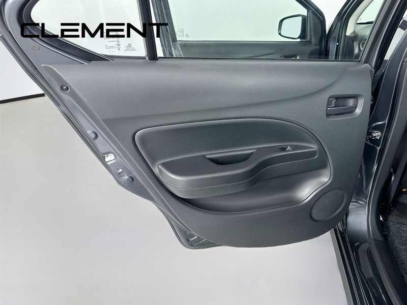 Mitsubishi Mirage G4 Vehicle Image 29