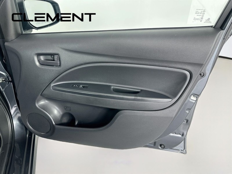 Mitsubishi Mirage G4 Vehicle Image 33