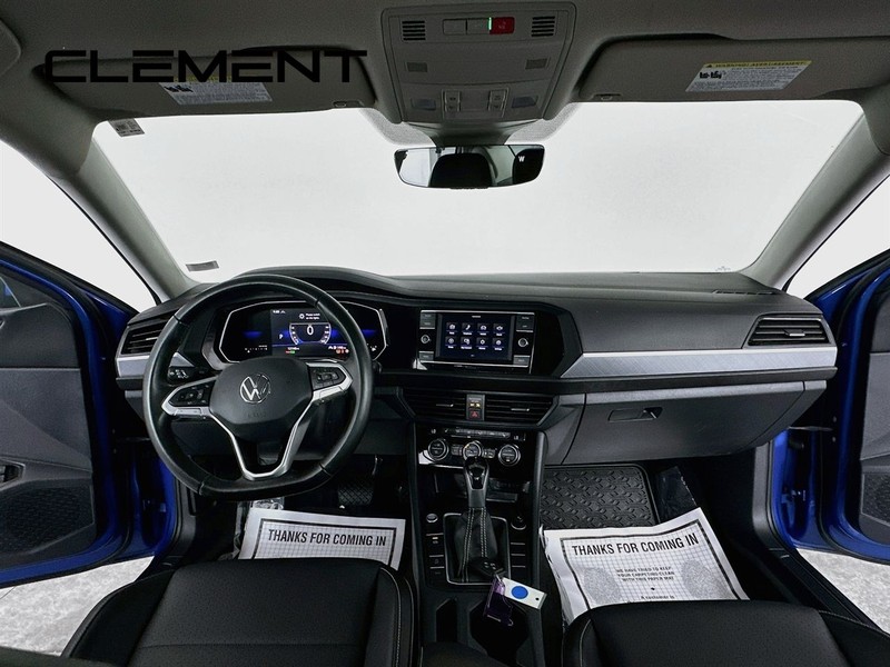 Volkswagen Jetta Vehicle Image 12