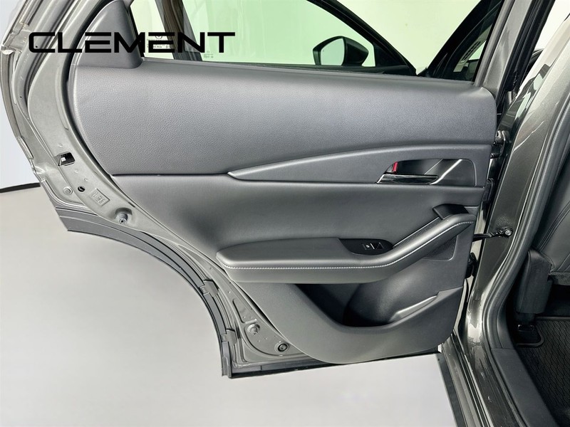 Mazda CX-30 Vehicle Image 30