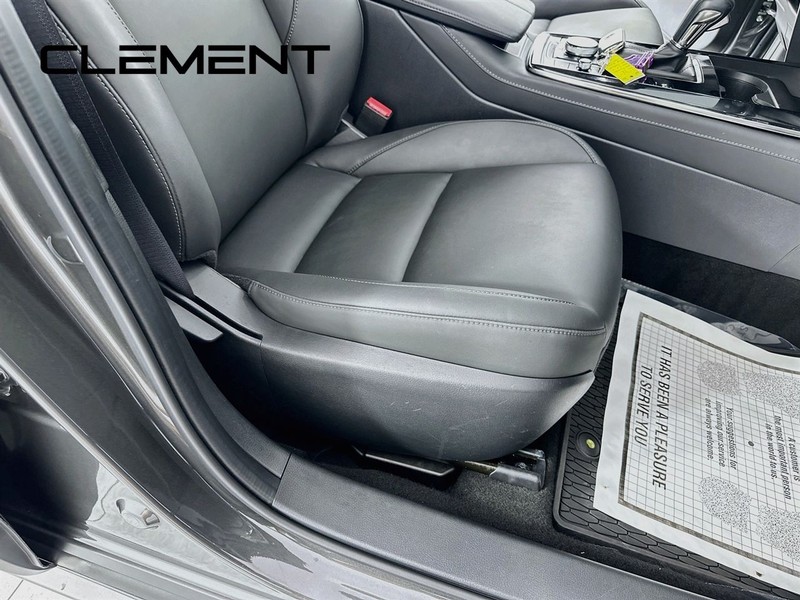 Mazda CX-30 Vehicle Image 32