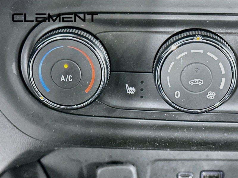 Chevrolet Trax Vehicle Image 23
