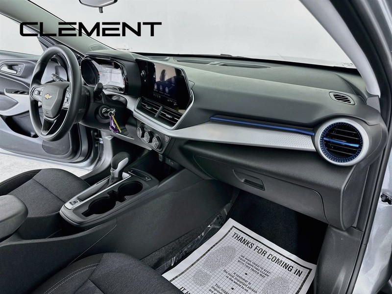 Chevrolet Trax Vehicle Image 33